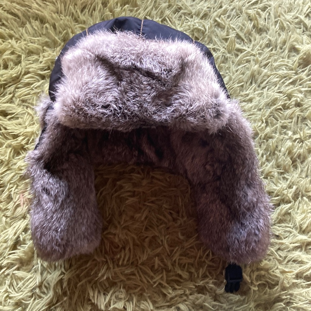 Mad, bomber hat